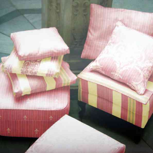 Damask 26