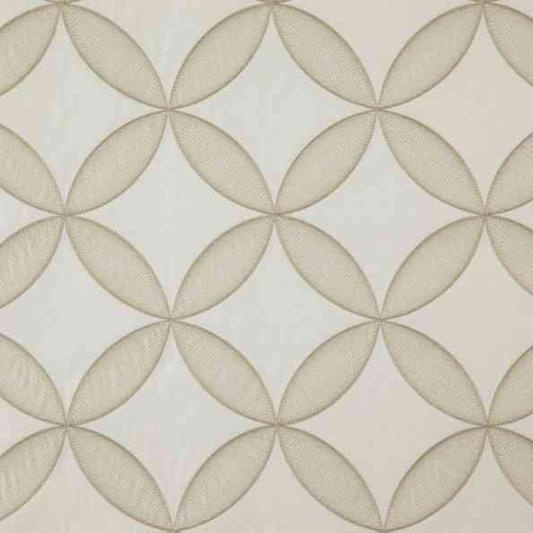 Geometric 25 Sphere Snow