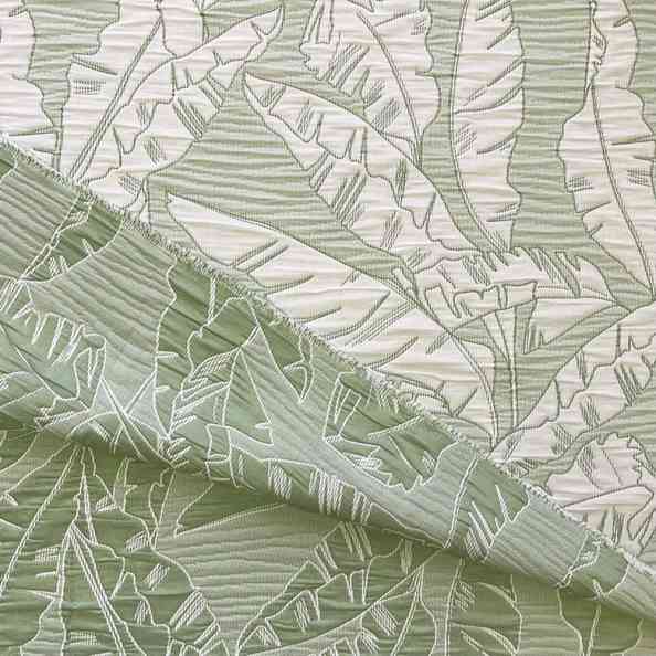 Dreamy Leaves 04